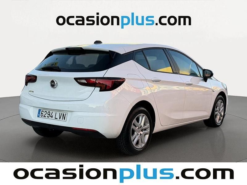 Usado Opel Astra Edition 110 CV (80 kW) 2021 Blanco Utilitario