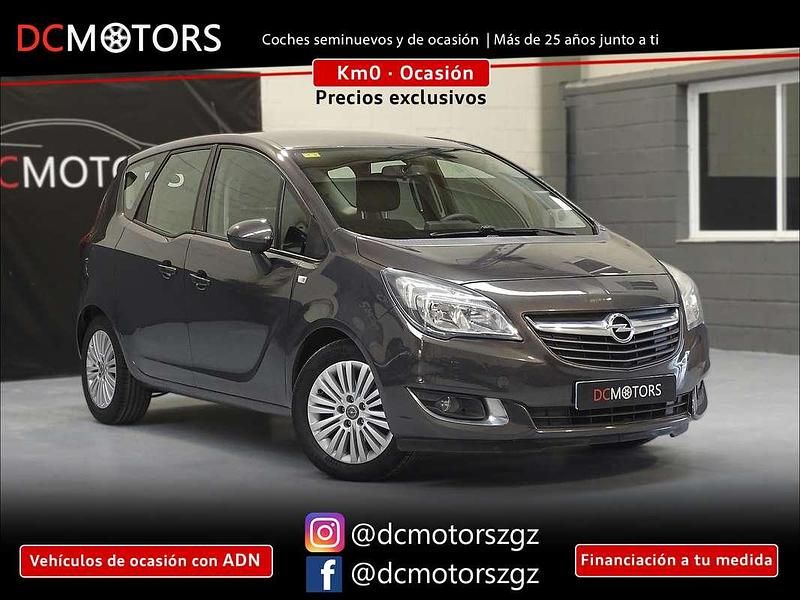 Usado Opel Meriva Selective 101 CV (74 kW) 2014 Gris / plata Monovolumen