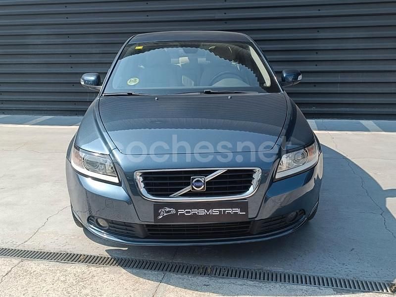 Usado Volvo S40 Kinetic 136 CV (100 kW) 2007 Azul Berlina