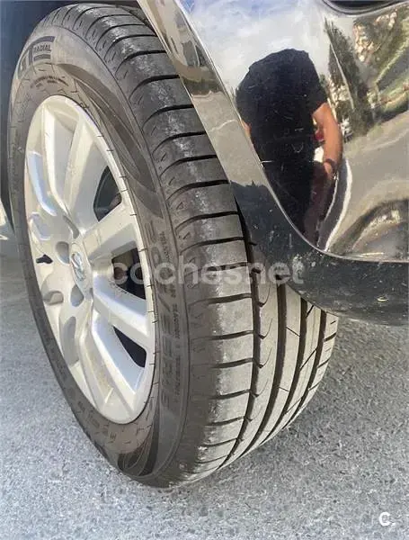 Usado Opel Astra Cosmo 120 CV (88 kW) 2005 Negro Berlina