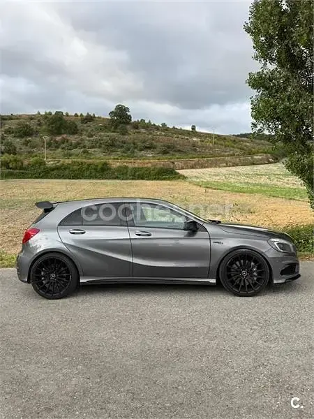 Usado Mercedes A45 AMG AMG 360 CV (264 kW) 2013 Gris / plata Utilitario