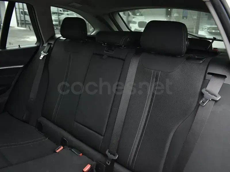 Usado BMW 320 Sport Line 190 CV (139 kW) 2018 Blanco Familiar