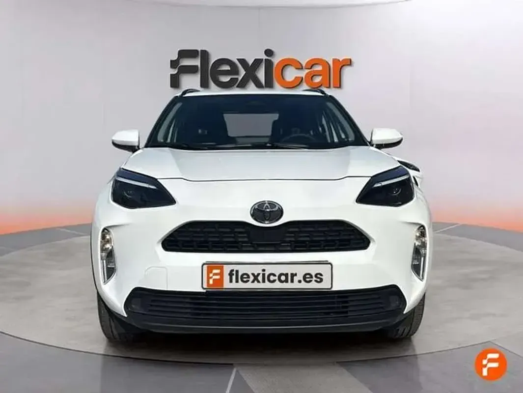 Nuevo Toyota Yaris Cross Active 131 CV (96 kW) 2026 Blanco SUV