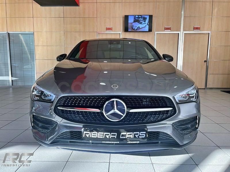 Usado Mercedes CLA250e Shooting Brake 218 CV (160 kW) 2021 Gris / plata Familiar