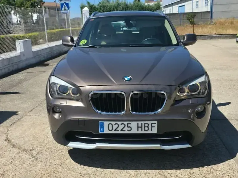 Usado BMW X1 Comfort Edition 177 CV (130 kW) 2011 Beige SUV
