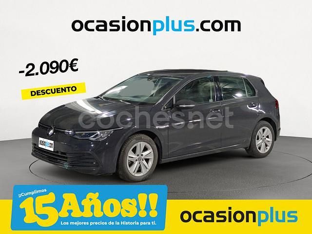 Gris / plata Usado 2023 VW Golf VIII Life Berlina | 22.990 € (Precio justo) - Imagen 1/4
