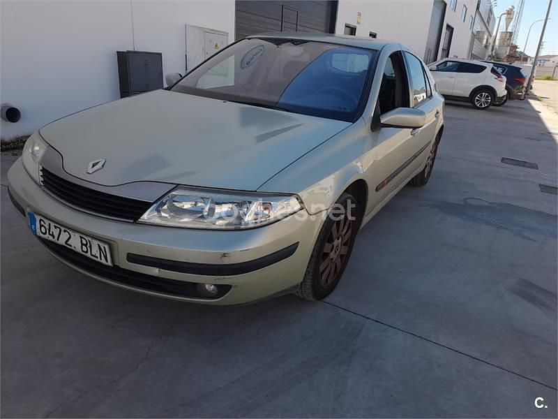 Usado Renault Laguna II Privilege 120 CV (88 kW) 2001 Beige Berlina