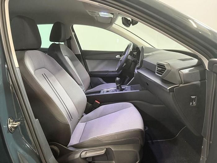 Usado Seat Leon Style 116 CV (85 kW) 2025 Azul