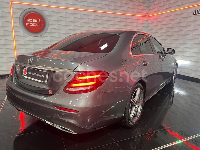 Usado Mercedes E220 194 CV (142 kW) 2020 Gris / plata Berlina