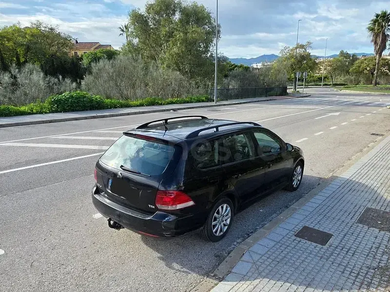 Usado VW Golf VI Highline 105 CV (77 kW) 2009 Negro Utilitario