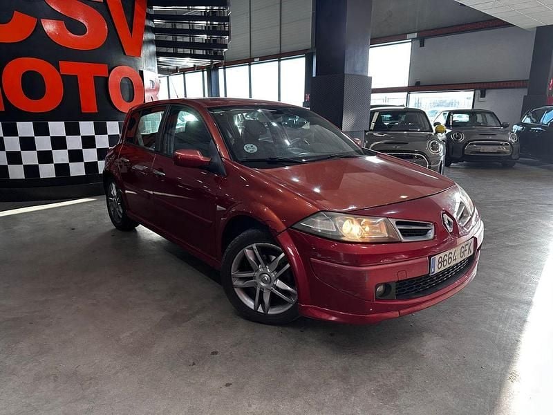 Usado Renault Mégane III 150 CV (110 kW) 2008 Rojo