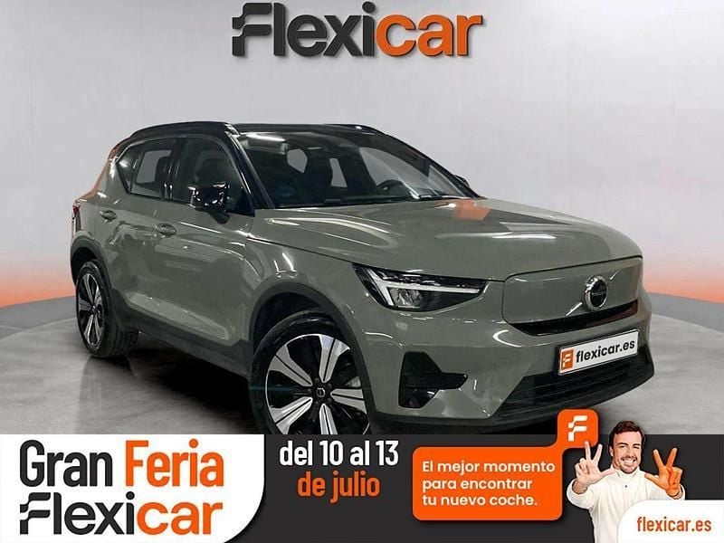 Verde Usado 2023 Volvo XC40 Core SUV | 31.990 € (Precio justo) - Imagen 1/4
