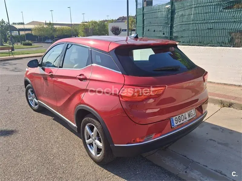 Usado DFSK 500 114 CV (83 kW) 2023 Rojo SUV