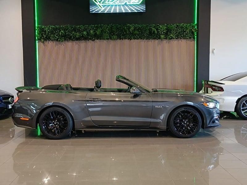 Usado Ford Mustang GT 418 CV (307 kW) 2017 Gris / plata Descapotable