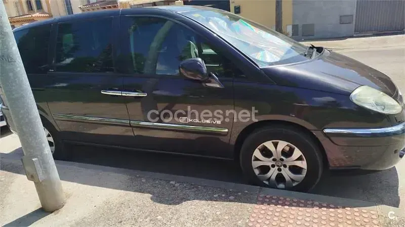 Usado Citroën C8 Exclusive 173 CV (127 kW) 2010 Gris / plata Monovolumen