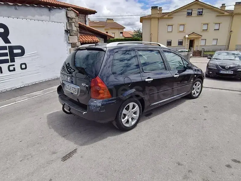 Usado Peugeot 307 136 CV (100 kW) 2006 Negro Familiar