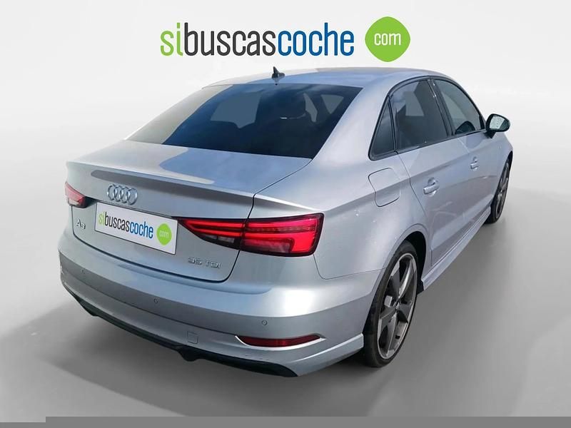 Usado Audi A3 150 CV (110 kW) 2020 Gris/plata Berlina