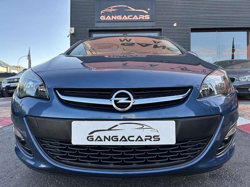 Usado Opel Astra Selective 110 HP (80 kW) 2015 Azul Citadino