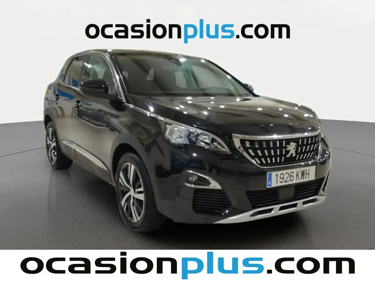 Usado Peugeot 3008 Allure 130 CV (95 kW) 2019 Negro Pickup/Camioneta