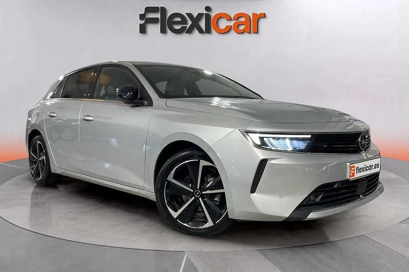 Beige Usado 2023 Opel Astra Edition Berlina | 14.970 € (Super precio) - Imagen 1/4