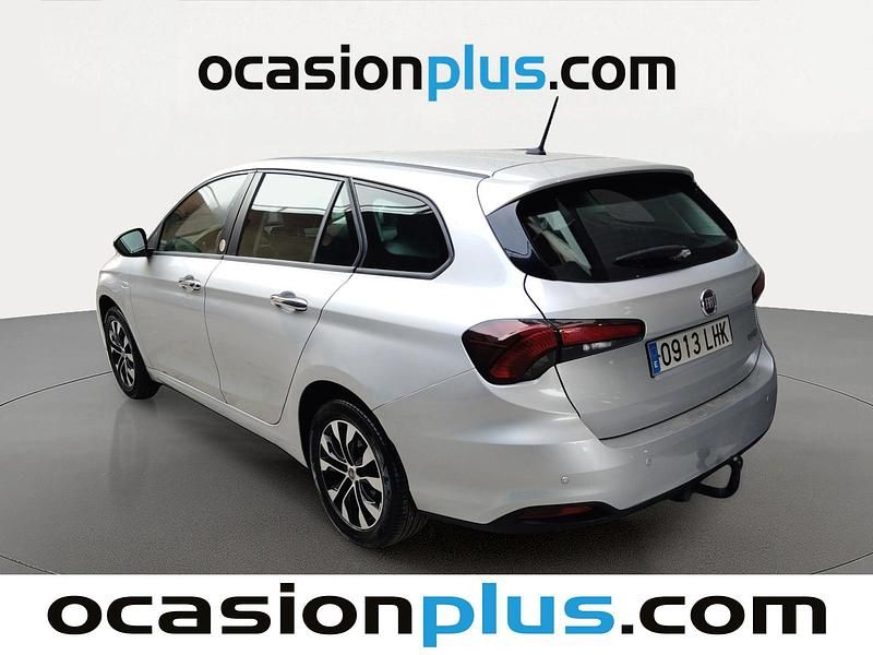 Usado Fiat Tipo Mirror 95 CV (69 kW) 2020 Gris Familiar