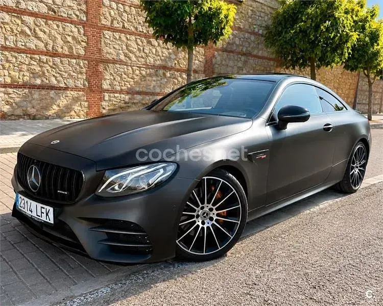 Usado Mercedes E300 245 CV (180 kW) 2019 Negro Coupe