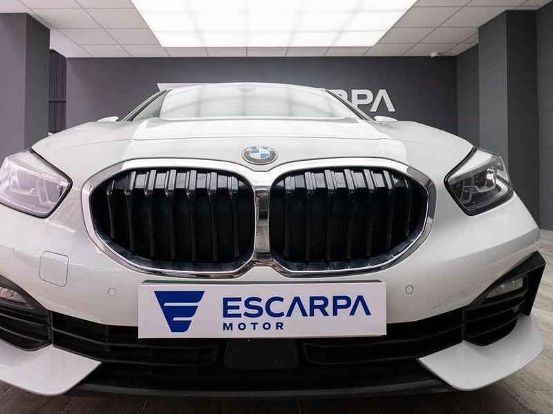 Usado BMW 118 136 CV (100 kW) 2022 Blanco Utilitario