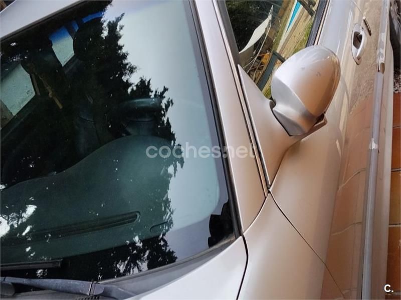 Usado Hyundai Sonata GLS 131 CV (96 kW) 2002 Gris / plata Berlina