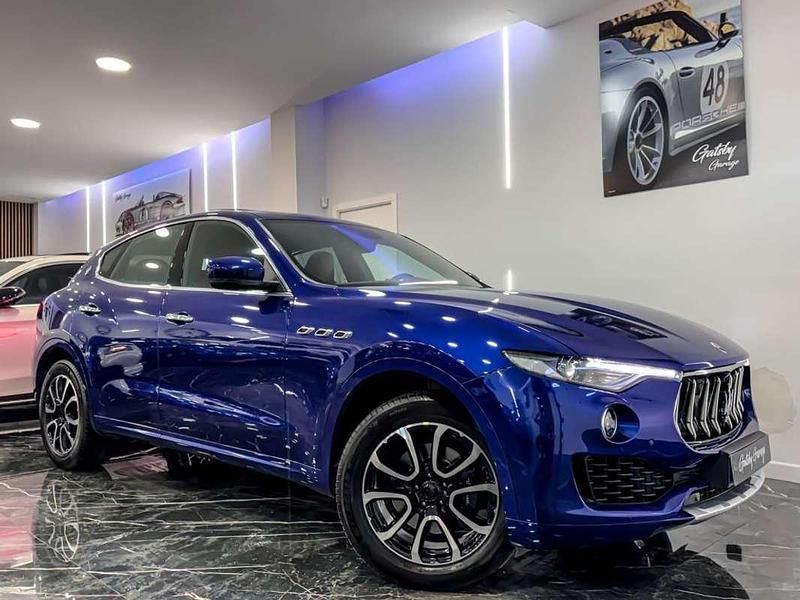 Usado Maserati Levante GranLusso 275 CV (202 kW) 2017 Azul SUV