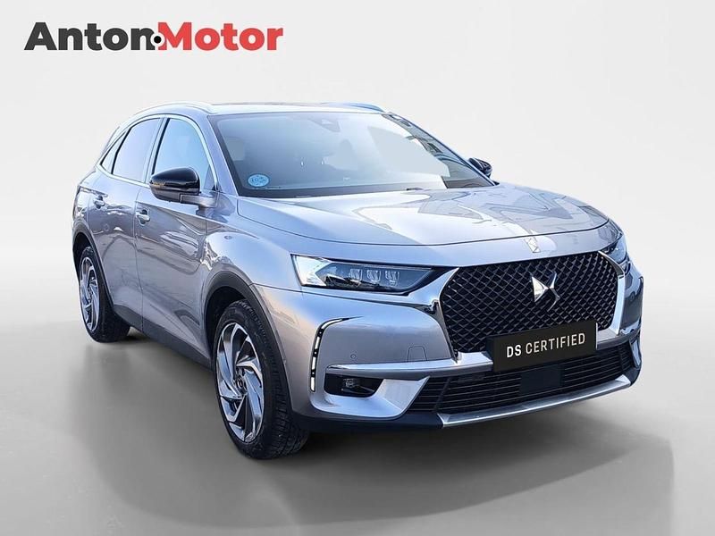 Usado DS Automobiles DS7 Crossback So Chic 180 CV (132 kW) 2019 Gris / plata SUV