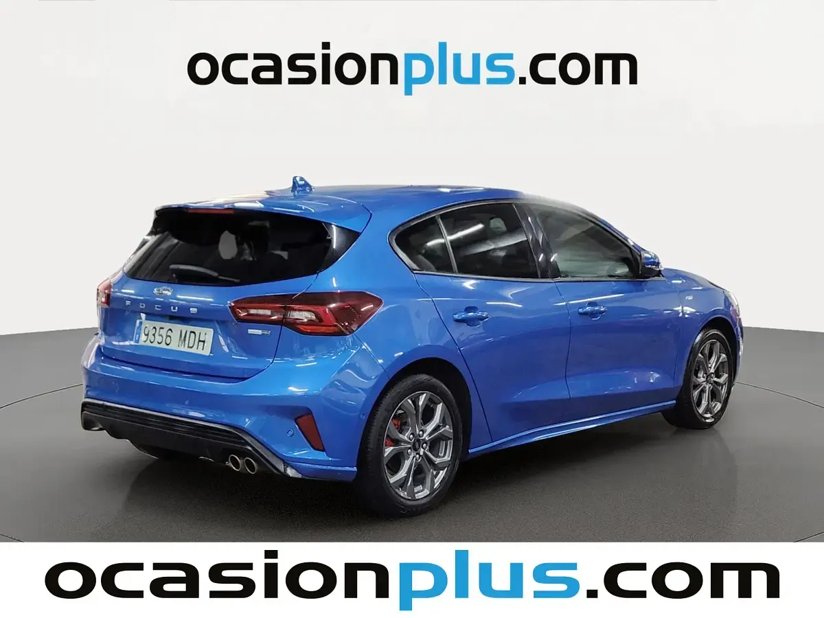 Käytetty Ford Focus ST-Line 125 HP (91 kW) 2023 Sininen Viistoperä