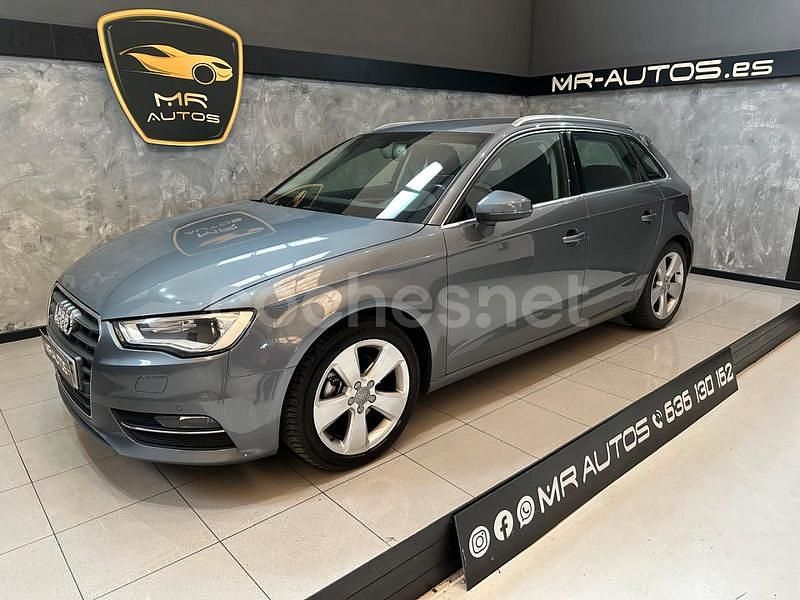 Gris / plata Usado 2013 Audi A3 Sportback Ambition Utilitario | 13.900 € (Caro) - Imagen 1/4
