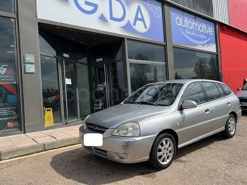Usado Kia Rio 81 CV (59 kW) 2005 Gris / plata Berlina
