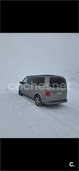 Usado VW Caravelle Trendline 150 CV (110 kW) 2017 Gris / plata Van