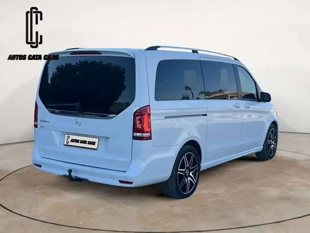 Usado Mercedes V220 Avantgarde 163 CV (119 kW) 2021 Blanco Monovolumen