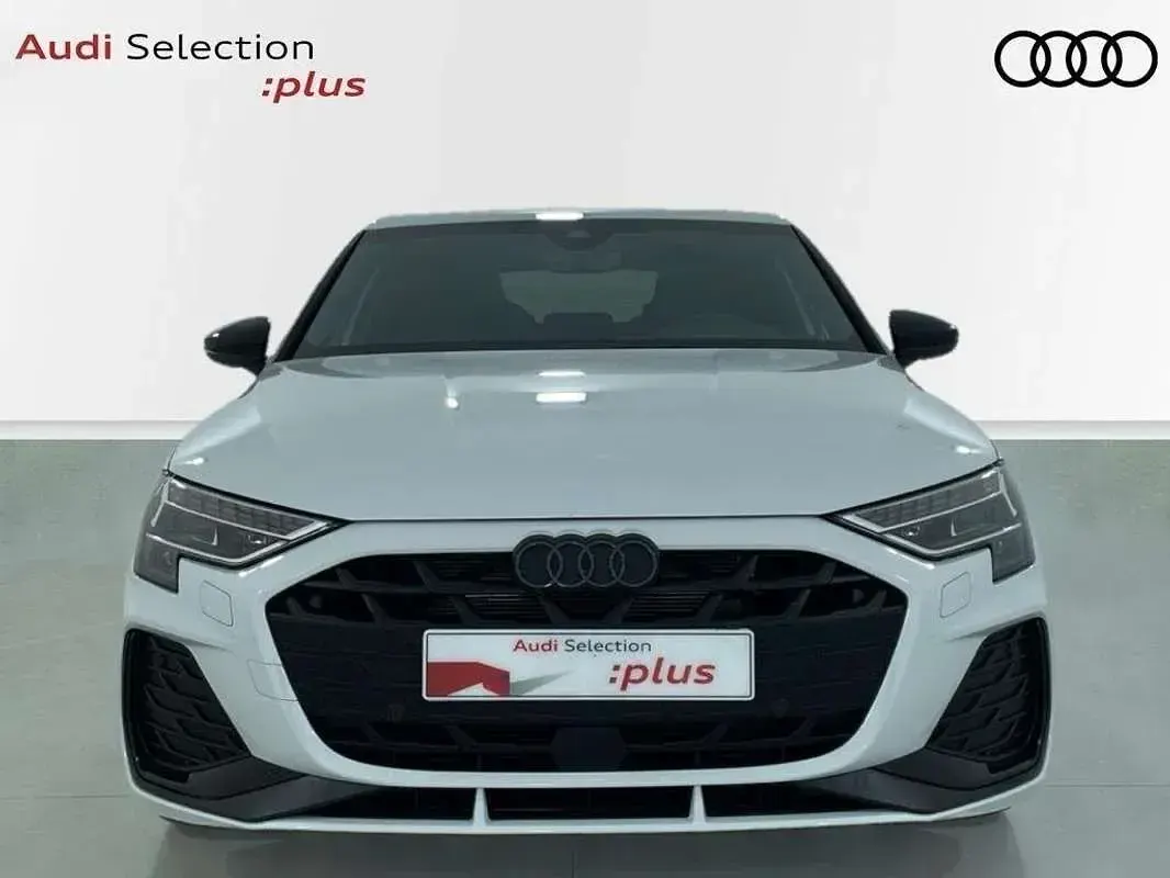 Usado Audi A3 Sportback 150 CV (110 kW) 2025 Blanco Utilitario