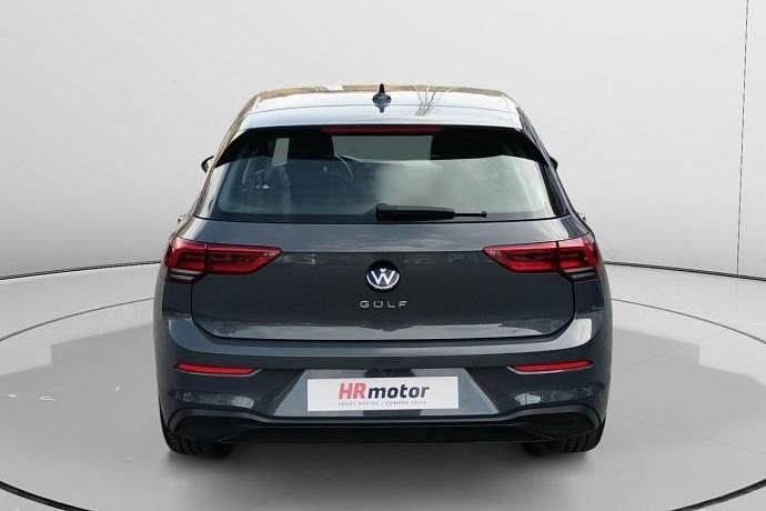 Usado VW Golf VIII Life 110 CV (80 kW) 2024