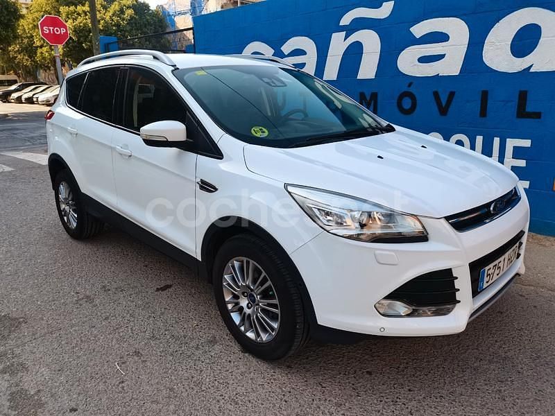 Blanco Usado 2014 Ford Kuga Titanium SUV | 13.900 € (Precio justo) - Imagen 1/4