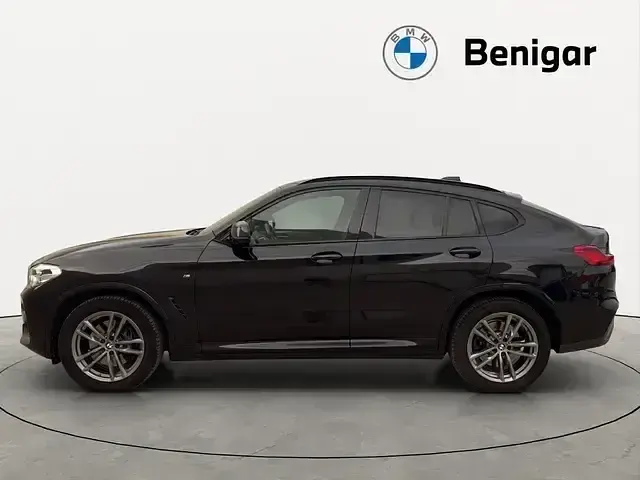 Käytetty BMW X4 Shadowline 252 HP (185 kW) 2019 Musta Katumaasturi