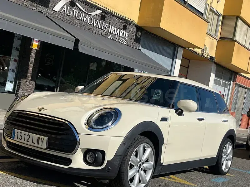 Usado Mini Cooper Clubman 136 CV (100 kW) 2022 Blanco Familiar