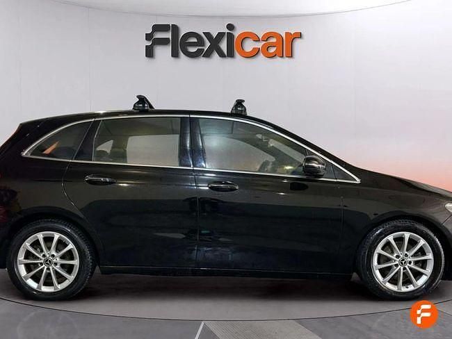 Usado Mercedes B200 163 CV (119 kW) 2021 Negro Monovolumen