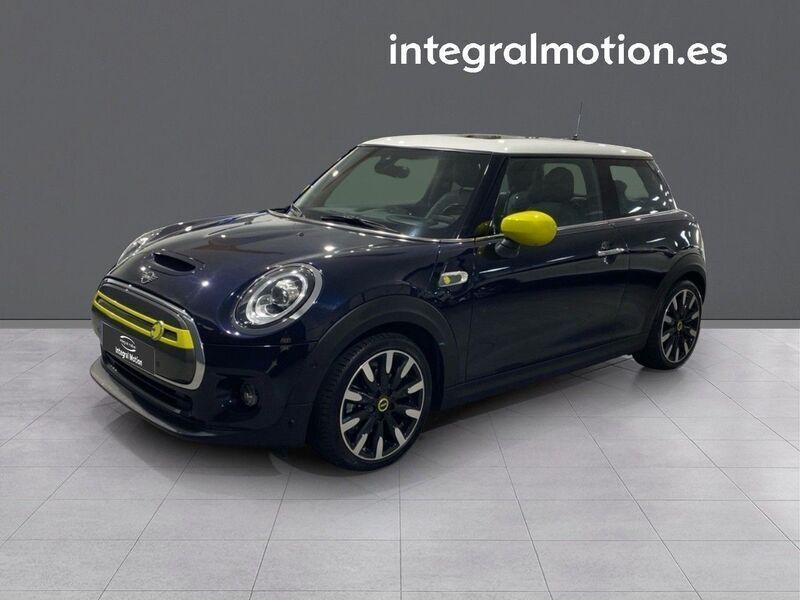 Usado Mini Cooper SE 135 kW (184 CV) 2020 Negro Utilitario