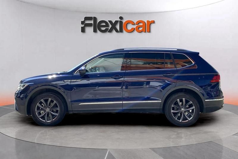 Usado VW Tiguan Allspace Life 150 CV (110 kW) 2023 Azul SUV