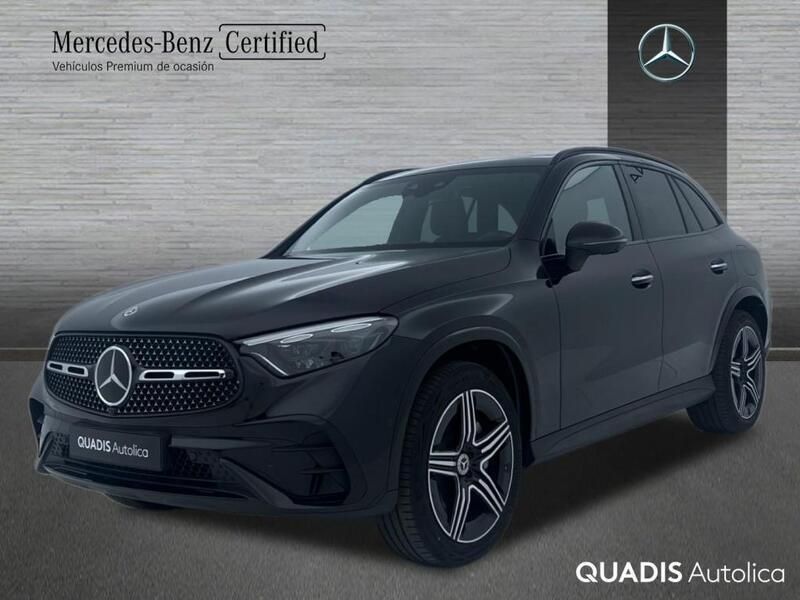 Usado Mercedes GLC300e 313 CV (230 kW) 2024 Negro obsidiana SUV