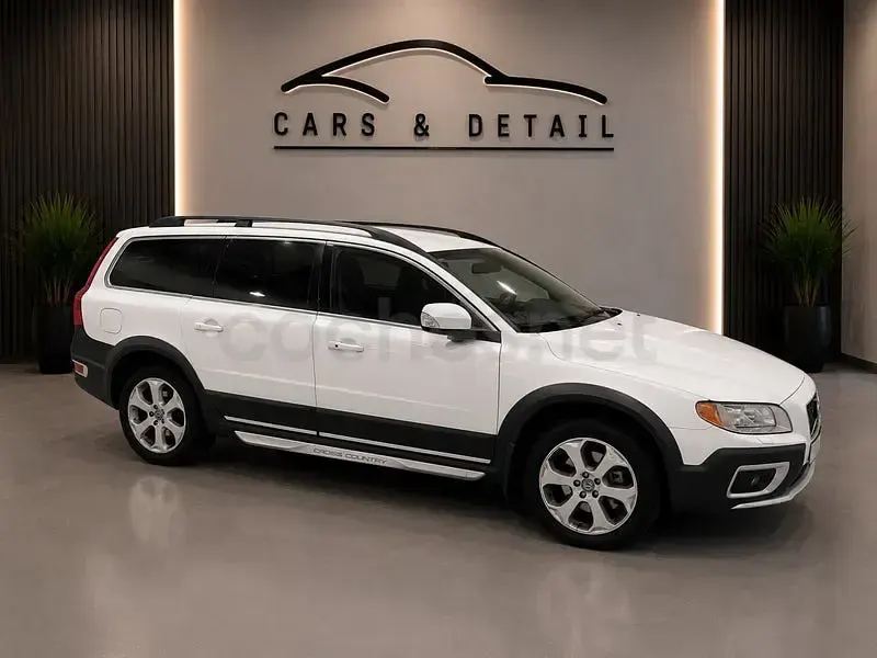Usado Volvo XC70 Momentum 205 CV (150 kW) 2009 Blanco Familiar