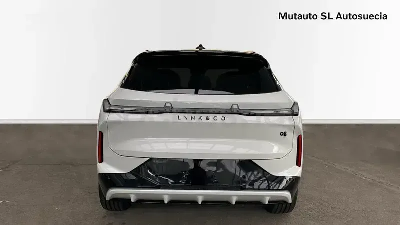 Usado Lynk & Co 08 350 CV (257 kW) 2025 Blanco SUV