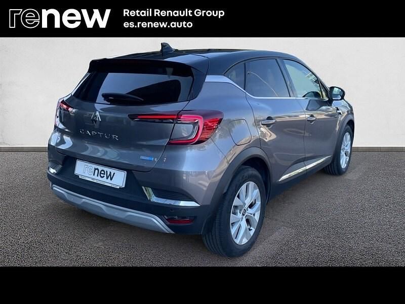 Usado Renault Captur Zen 160 CV (117 kW) 2022 Gris SUV