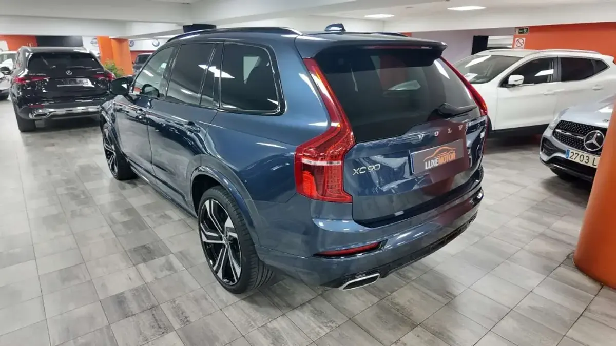 Usado Volvo XC90 R-Design 392 CV (288 kW) 2020 Azul SUV