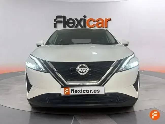 Usado Nissan Qashqai Acenta 158 CV (116 kW) 2021 Blanco SUV