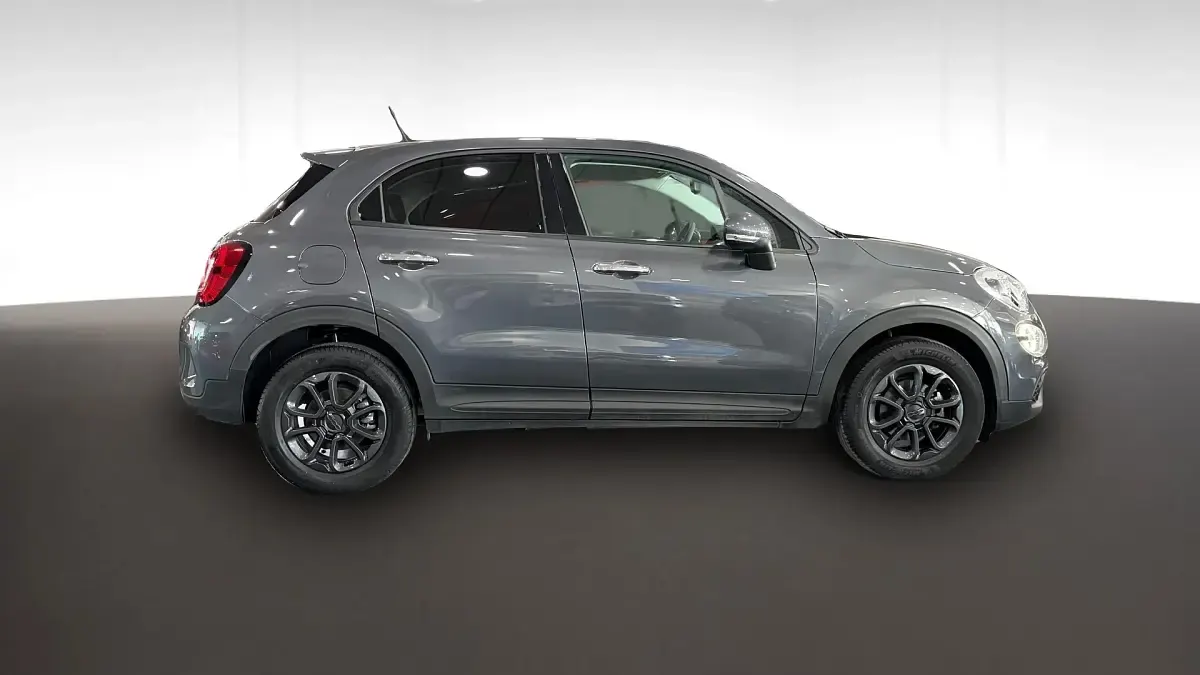 Käytetty Fiat 500X Connect 120 HP (88 kW) 2021 Harmaa Katumaasturi